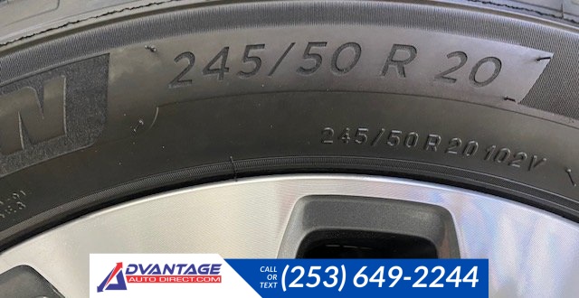 Used 2022 White Kia SX image 25