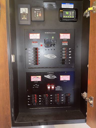 Used 2015 CHAPARRAL image 48