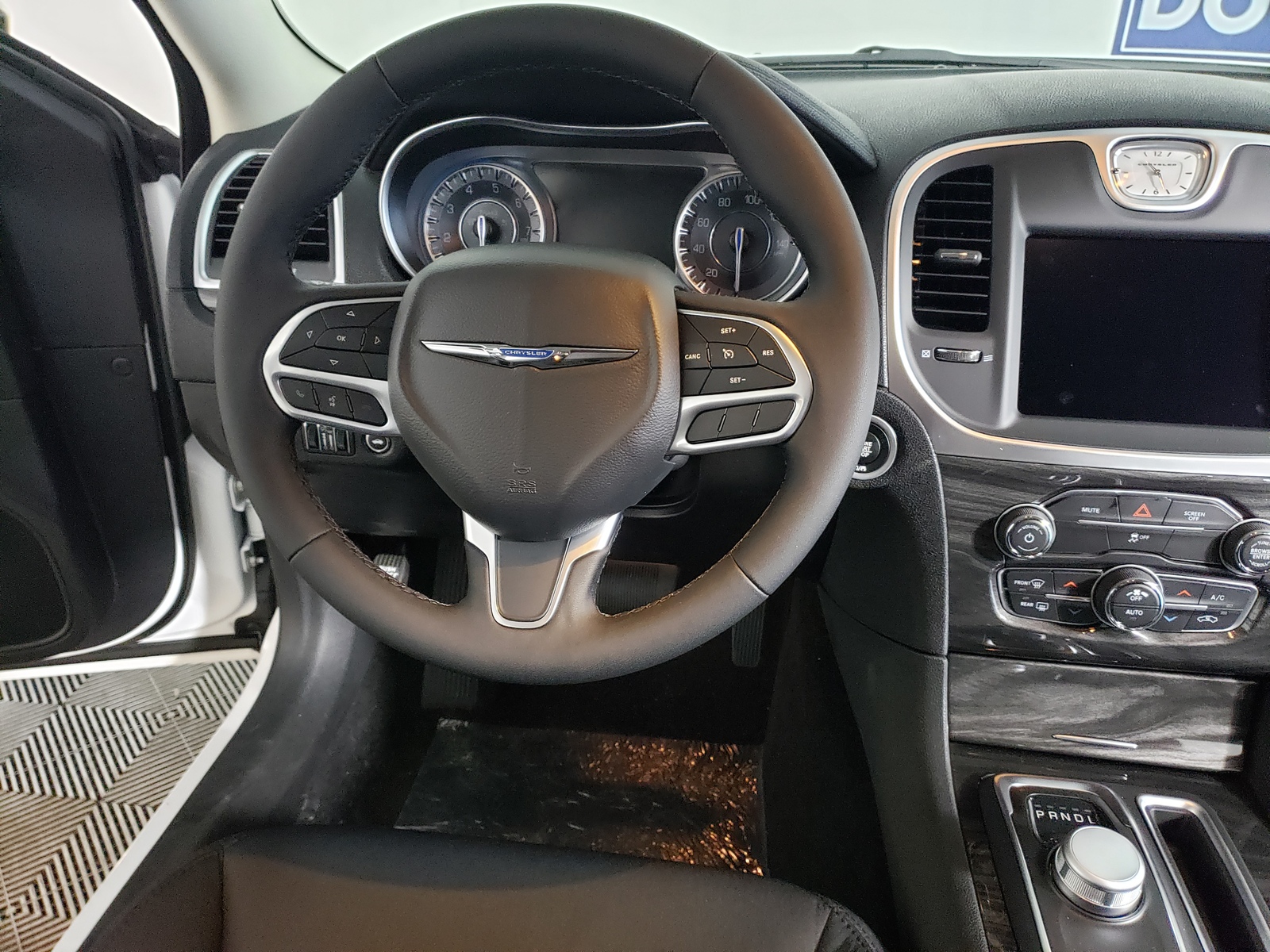 New 2022 Chrysler 300 Touring RWD 4door Large Passenger Car in Venice