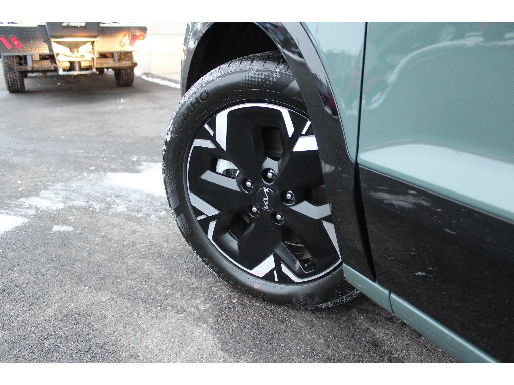New 2023 Kia Niro Wind