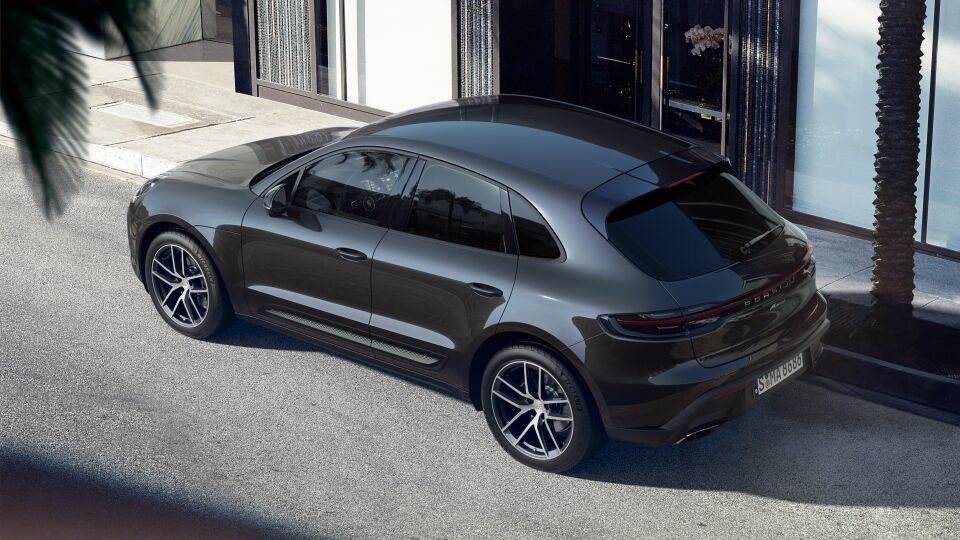 New 2023 Porsche Macan Base