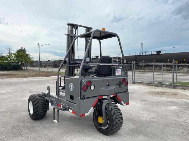 New 2023 NAVIGATOR RT6500