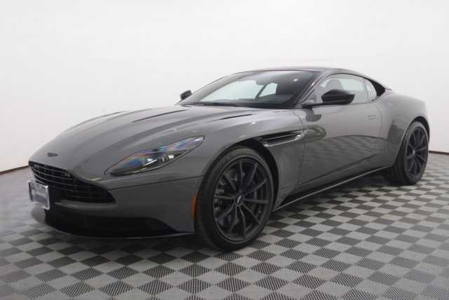 2023 Aston Martin DB11 V12