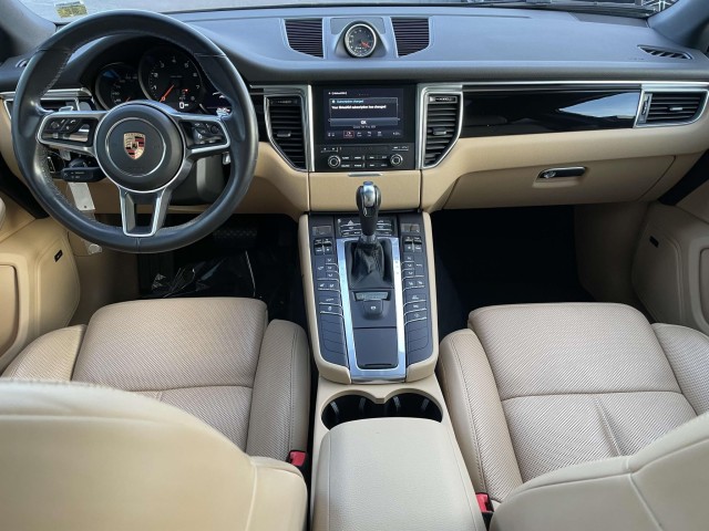 Certified Pre-Owned 2018 Porsche Macan