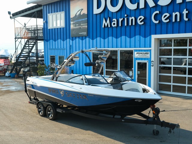 Certified Pre-Owned 2012 Malibu 247 LSV
