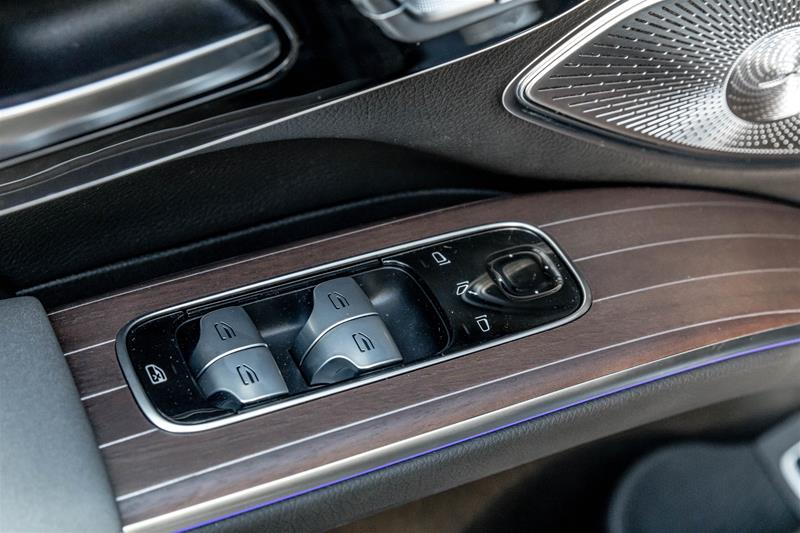 New 2023 Mercedes-Benz EQS 580 SUV
