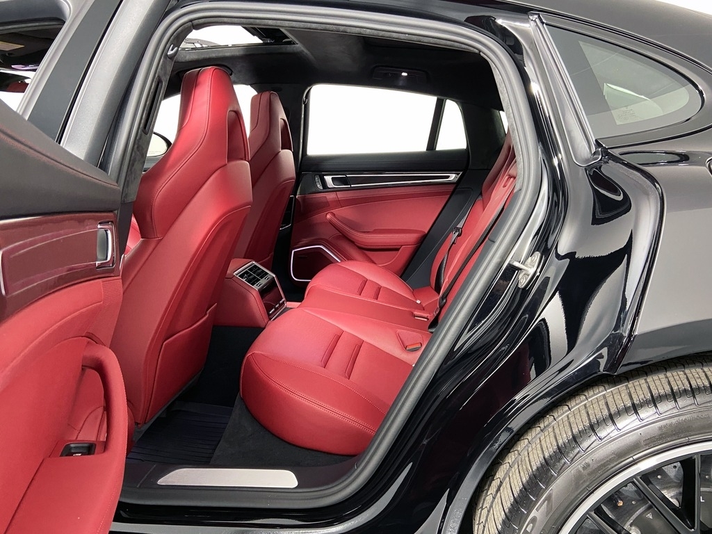 New 2023 Porsche Panamera Turbo S E-Hybrid
