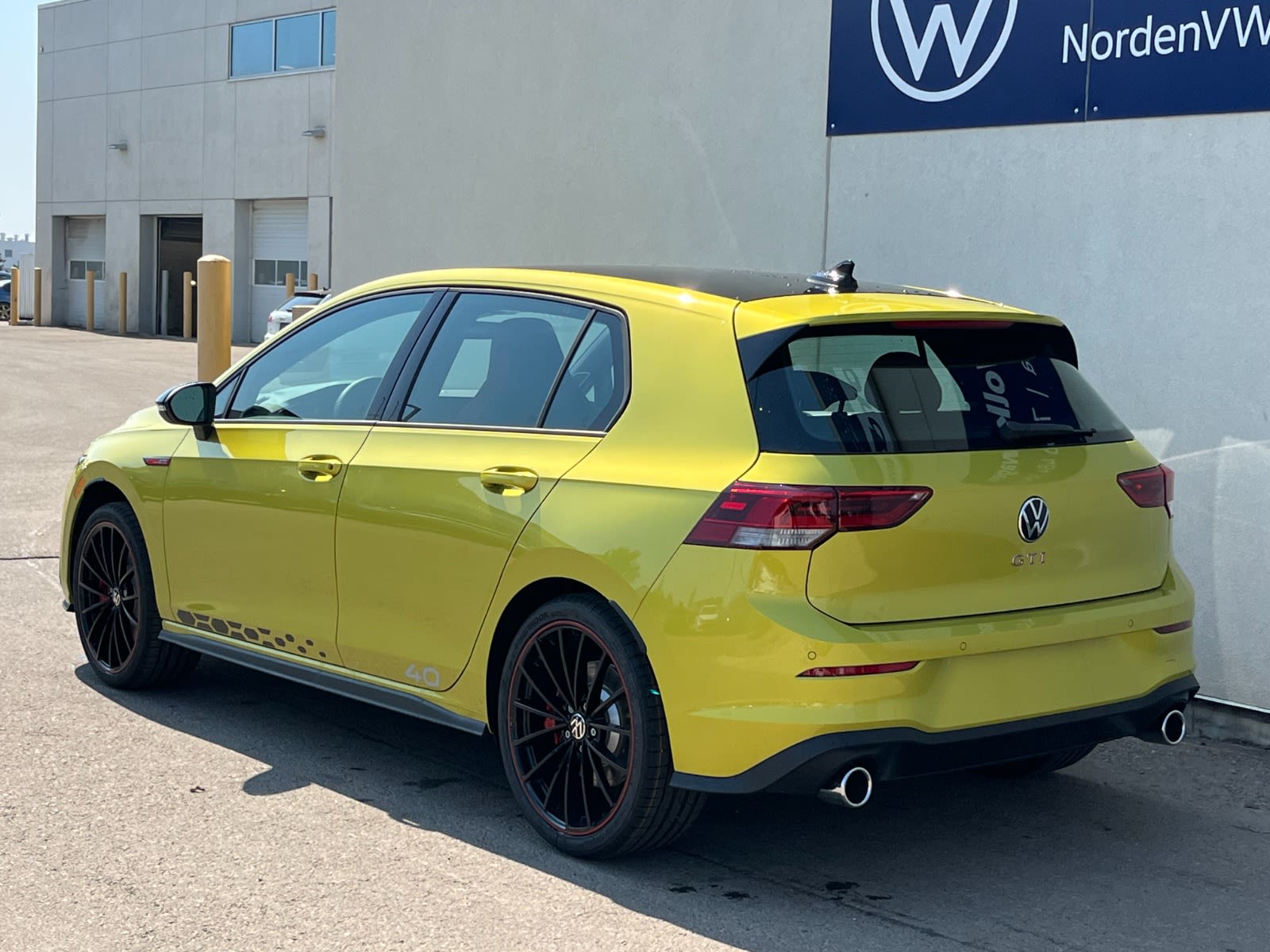 New 2023 Volkswagen Golf GTI **IN STOCK** 40TH ANNIVERSARY DSG POMELO