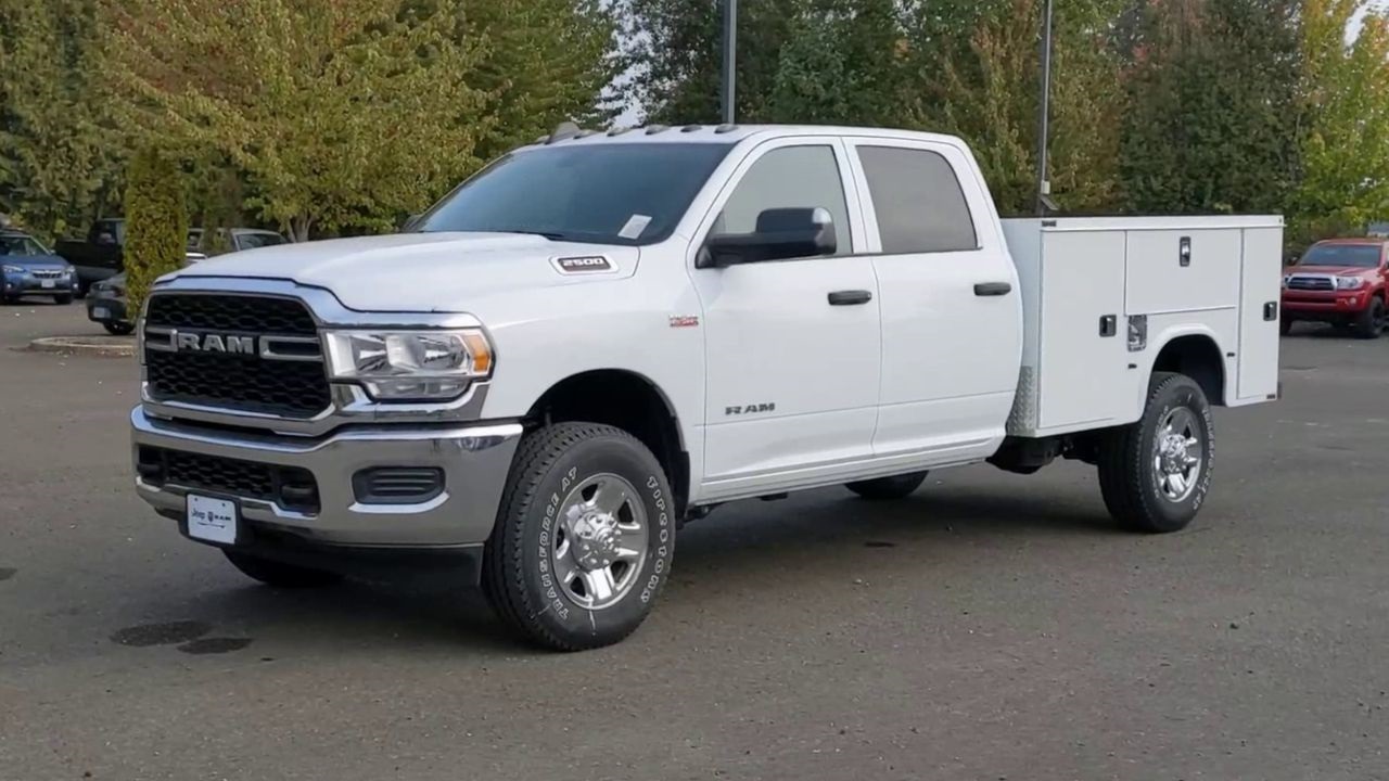 New 2022 RAM 2500 Tradesman Crew Cab in Newberg 19151 Newberg Jeep Ram