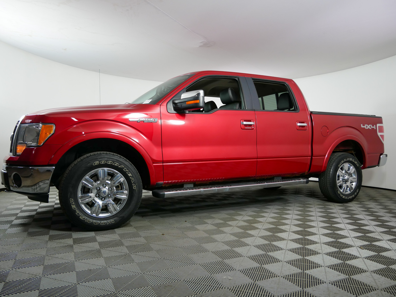 Used 2010 Ford F-150 Lariat with VIN 1FTFW1EVXAFB28117 for sale in Inver Grove, Minnesota