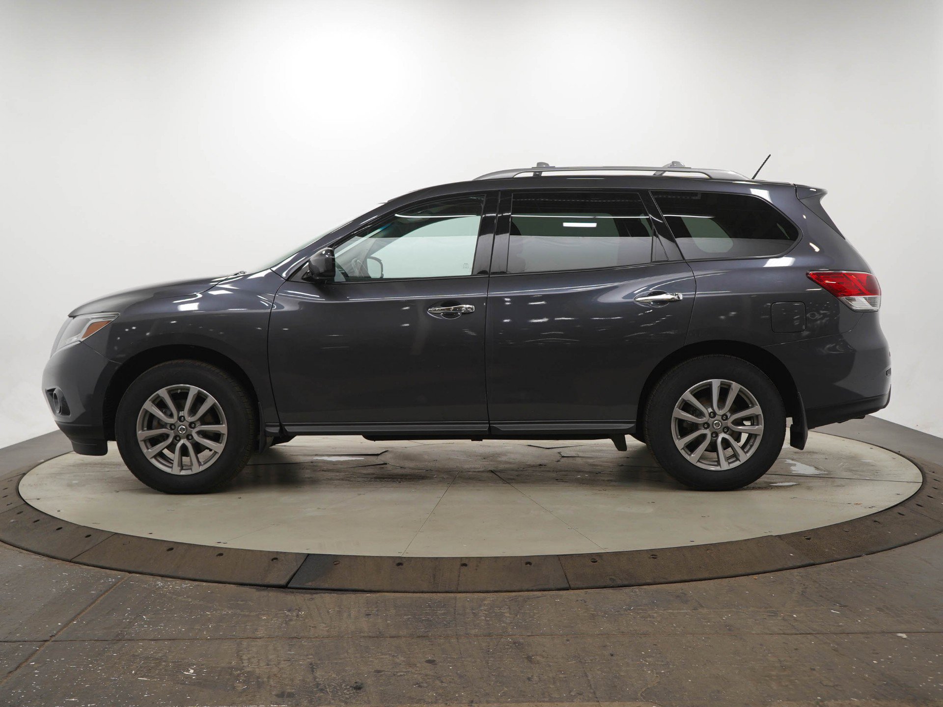 Learn about 116+ images nissan white bear lake In.thptnganamst.edu.vn