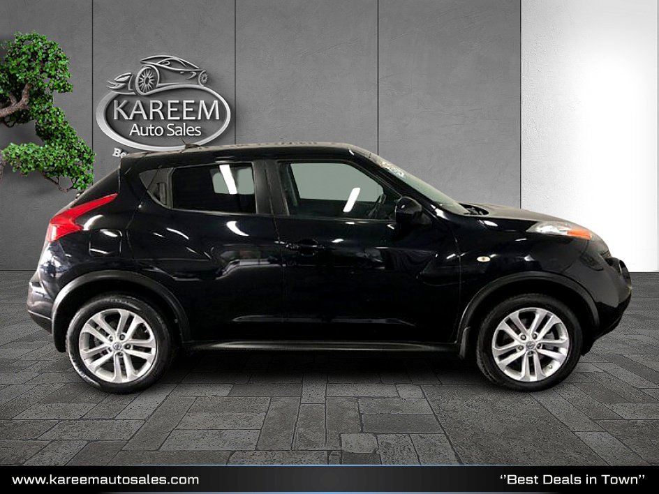PreOwned 2012 Nissan JUKE SV Station Wagon in Sacramento 14186