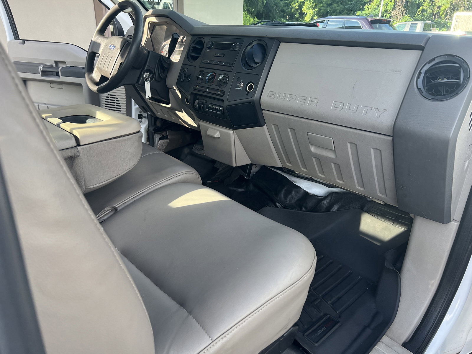 PreOwned 2008 Ford F550 4×4 Diesel 11ft Flatbed Hauler Extended Cab