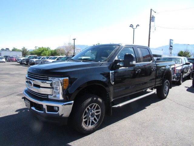 Pre-Owned 2017 Ford F-350SD Lariat