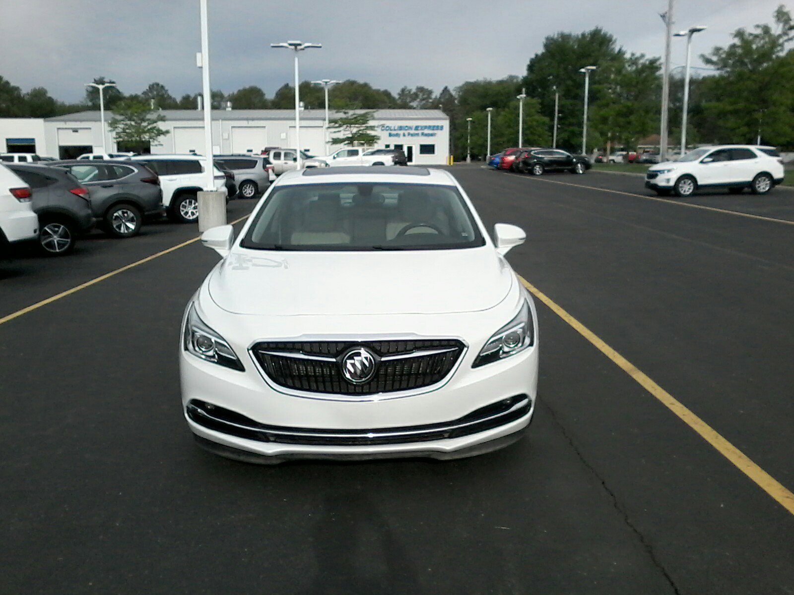PreOwned 2017 Buick LaCrosse Essence in Elkhart E5Y167996 Gurley