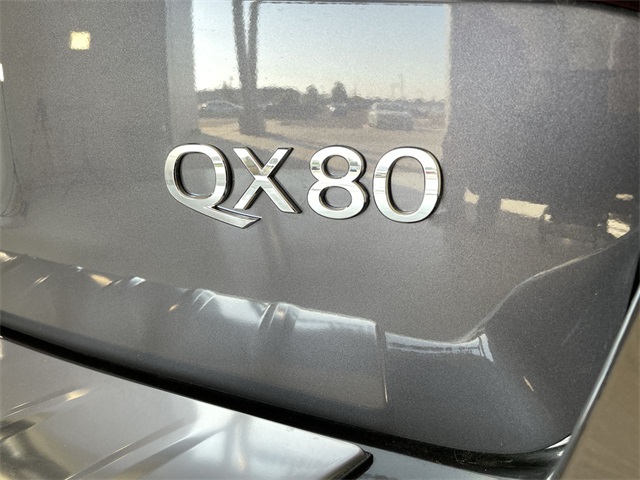 New 2022 INFINITI QX80 Premium Select