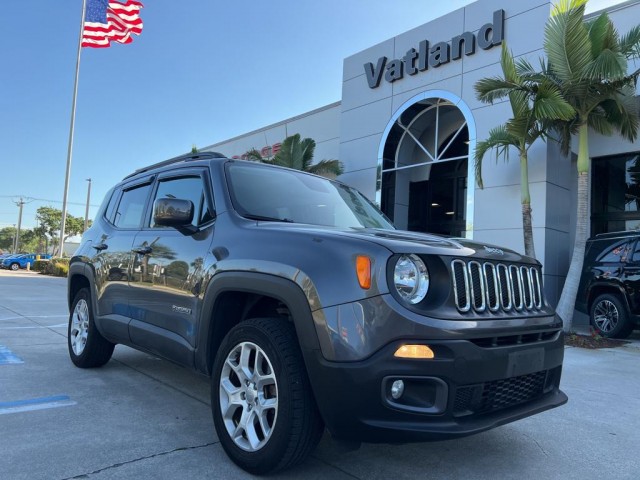 Jeep Renegade Latitude Door Wagon de segunda mano en Vero Beach RC2 7A configurator usa Jeep Renegade Latitude Door Wagon de segunda mano en Vero Beach RC2 7A