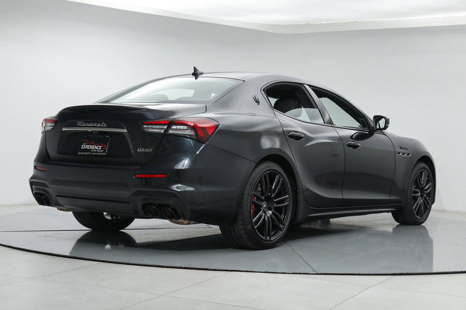 New 2023 Maserati Ghibli Modena