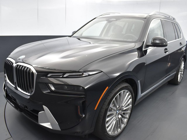 New 2024 BMW X7 xDrive40i Sports Activity Vehicle Sport Utility in ...