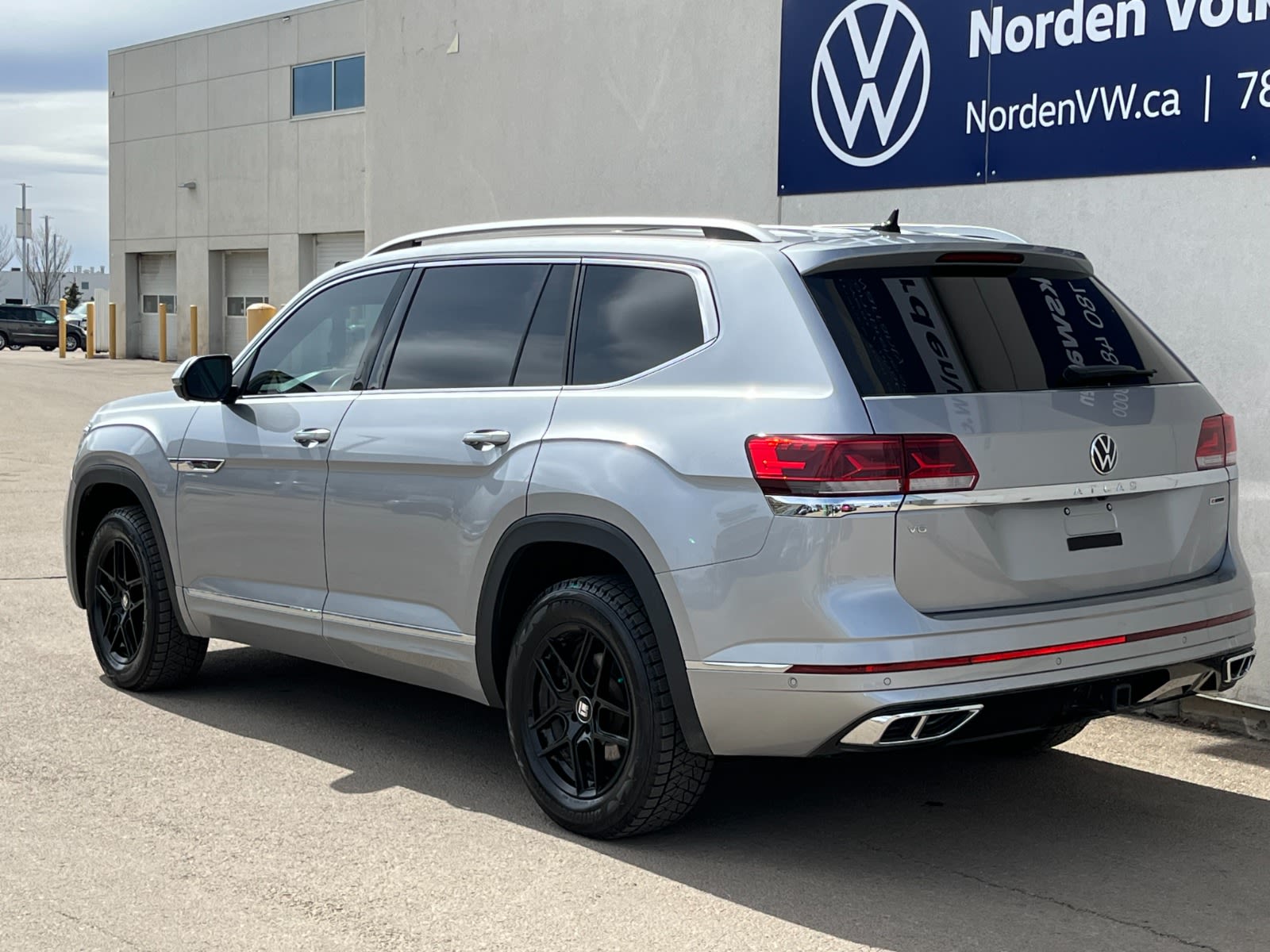 Certified PreOwned 2021 Volkswagen Atlas EXECLINE RLINE CAPTAINS CHAIRS VW CERTIFIED SUV