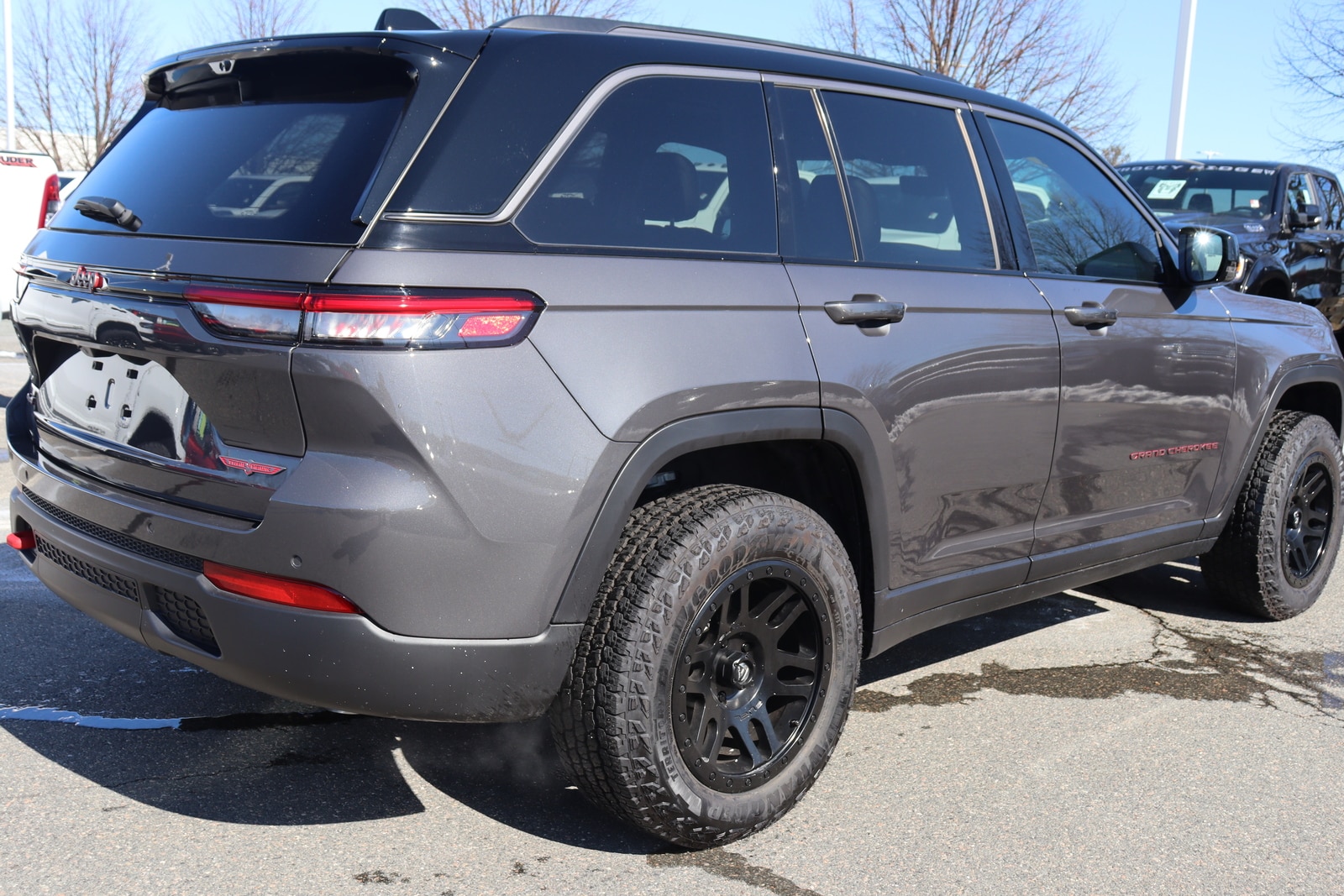 PreOwned 2022 Jeep Grand Cherokee Trailhawk SUV in Millbury D6374XX
