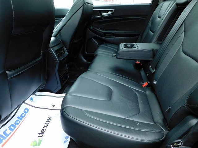 Pre-Owned 2016 Ford Edge Titanium