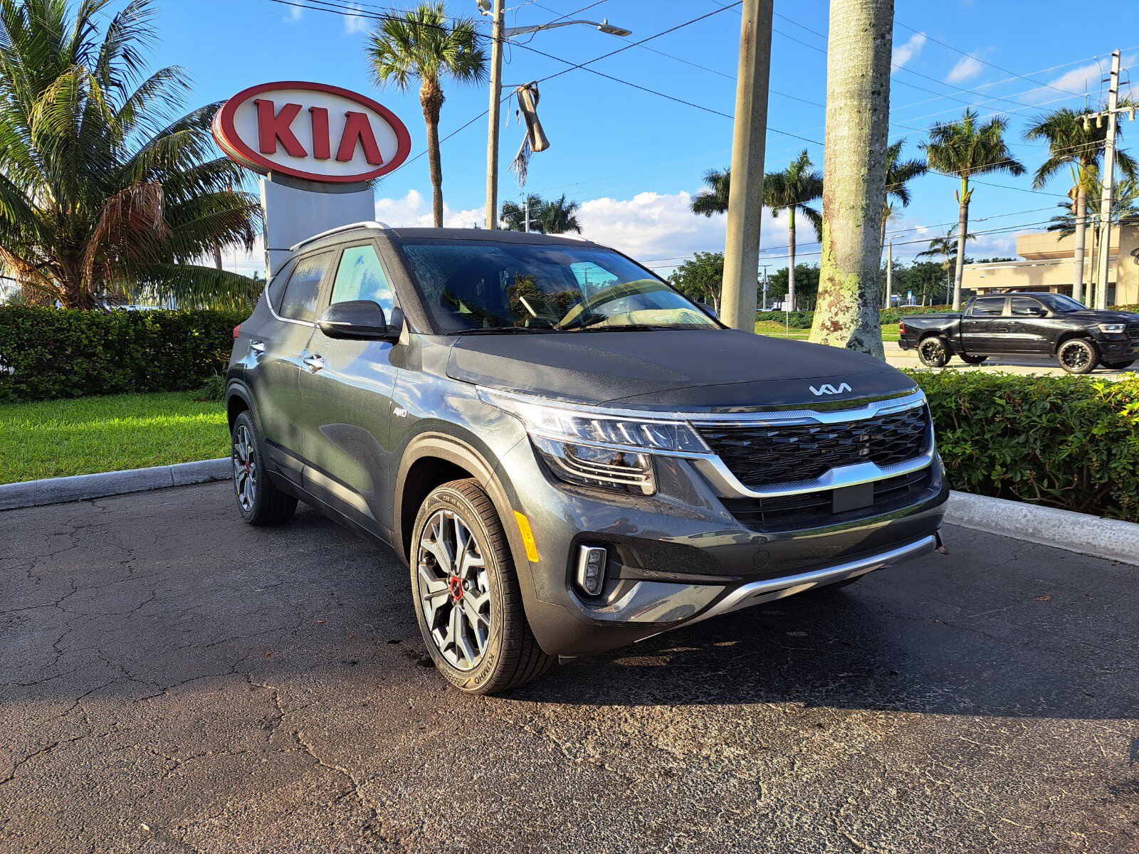 New 2023 Kia Seltos SX Sport Utility in Delray Beach KP7426442 Kia