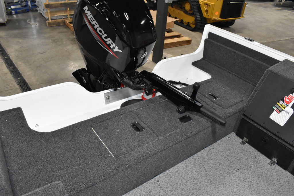 New 2023 Crestliner 1650 Pro Tiller Boat in Sioux Falls A302A Vern Eide