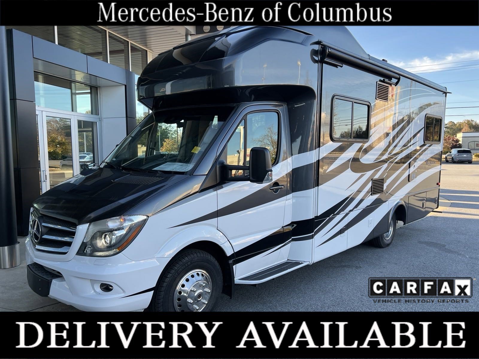 PreOwned 2017 MercedesBenz TIFFIN MOTORHOME WAYFARER Fullsize RV in