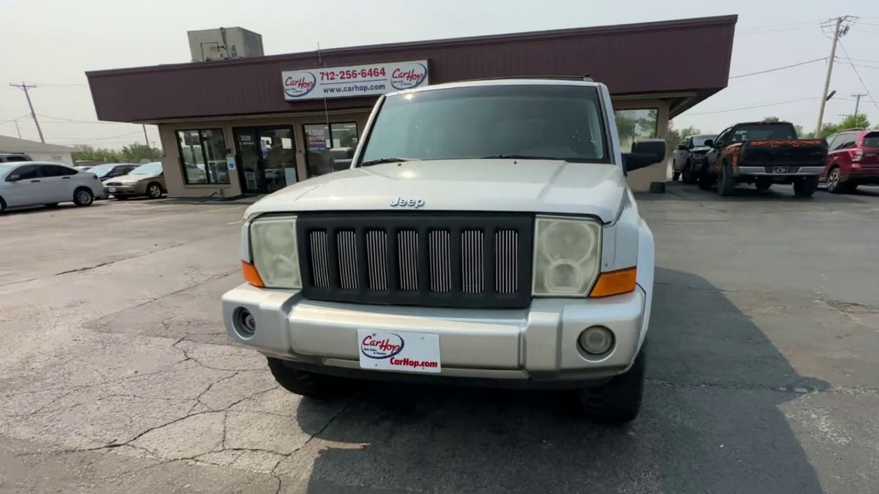 PreOwned 2007 JEEP COMMANDER Sport Util 4D SUV 4WD X568922 in