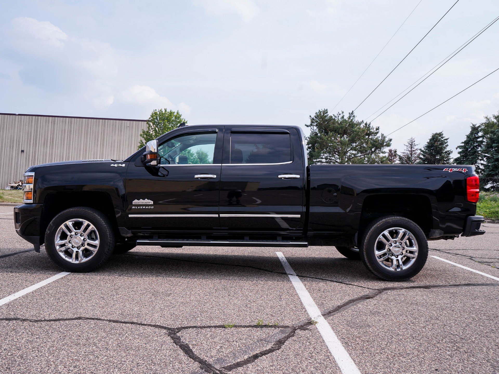 Used 2016 Chevrolet Silverado 2500HD High Country with VIN 1GC1KXE85GF185918 for sale in White Bear Lake, Minnesota