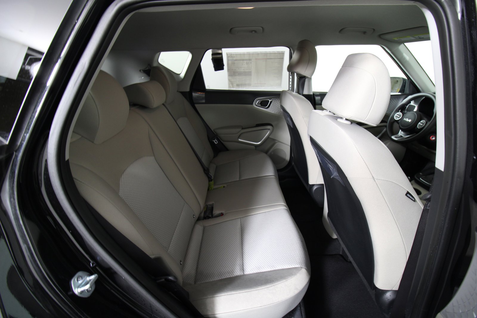 New 2023 Kia Soul LX