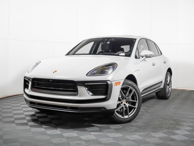Certified Pre-Owned 2022 Porsche Macan