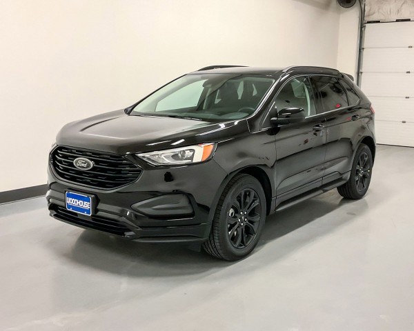 2023 Ford Edge SE