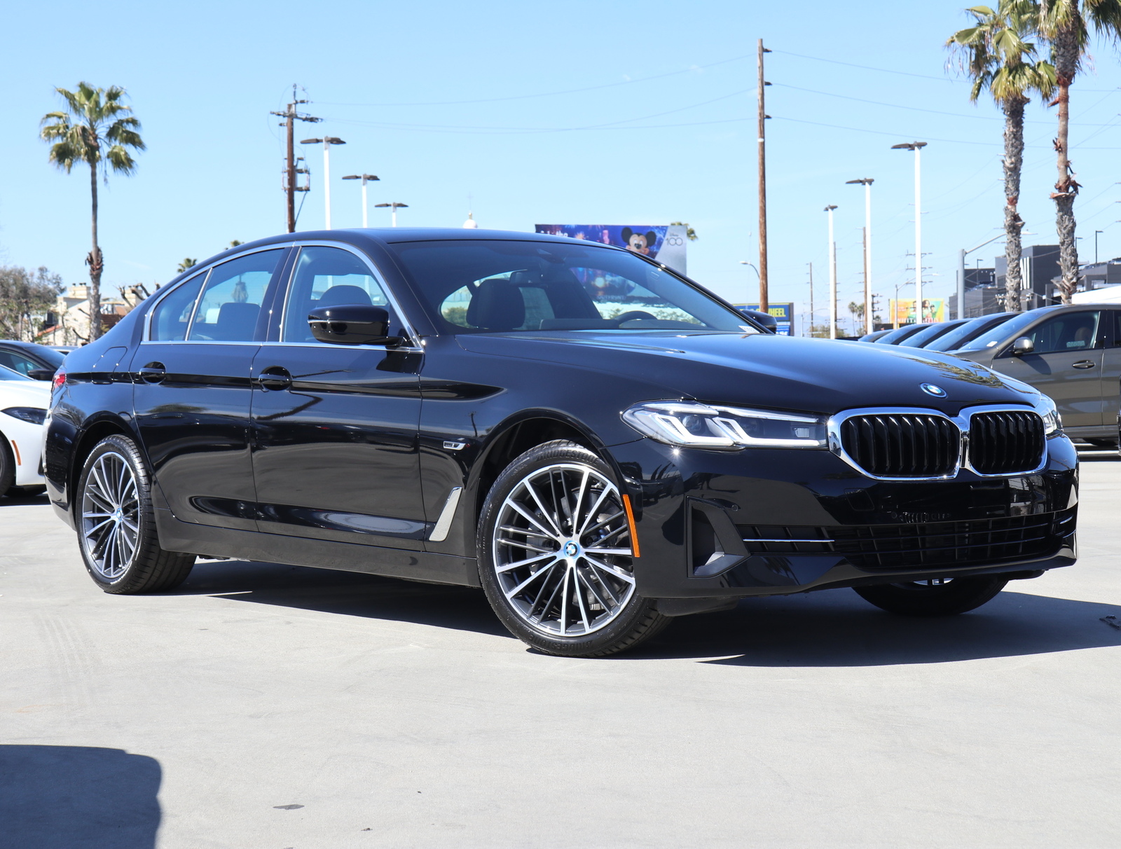 New 2023 BMW 5 Series 530e RWD