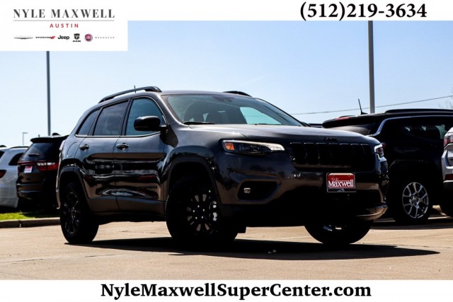 New 2023 Jeep Cherokee Altitude