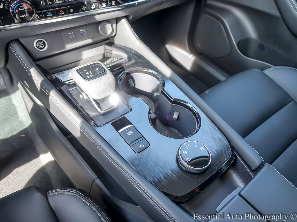 New 2023 Nissan Rogue SL