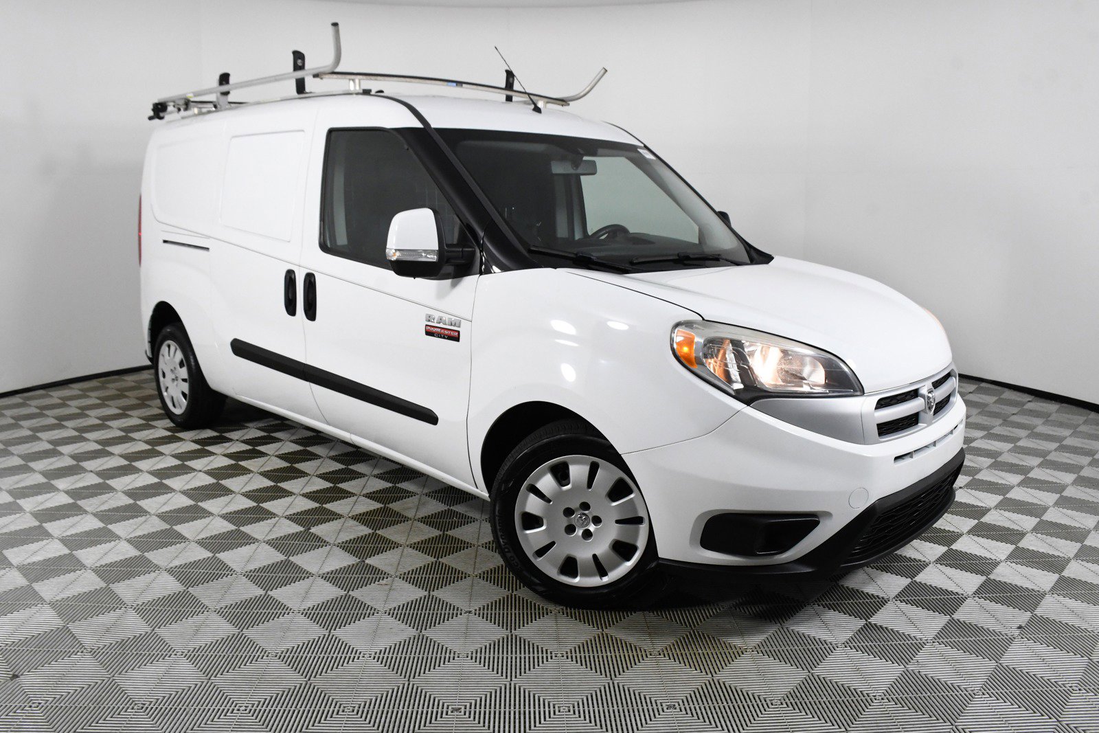 Aprender acerca 121+ imagen ram promaster city vans for sale bw