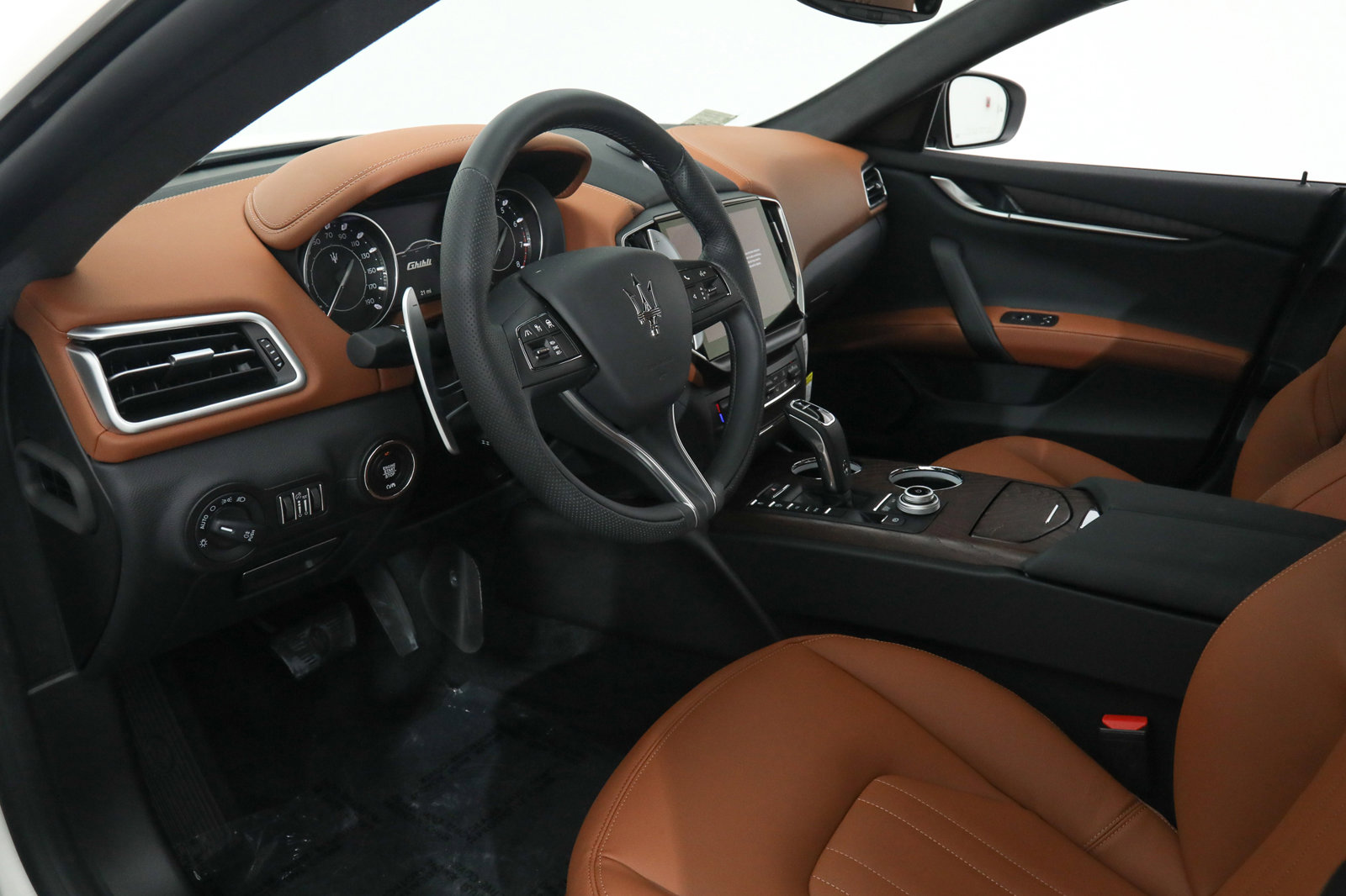 New 2023 Maserati Ghibli Modena