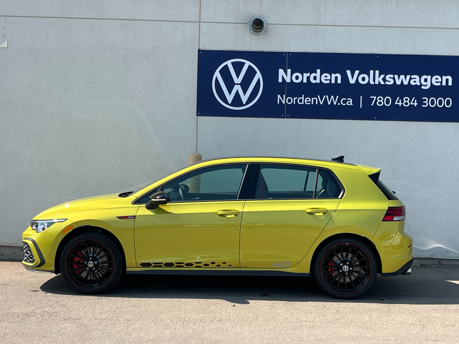 New 2023 Volkswagen Golf GTI **IN STOCK** 40TH ANNIVERSARY DSG POMELO