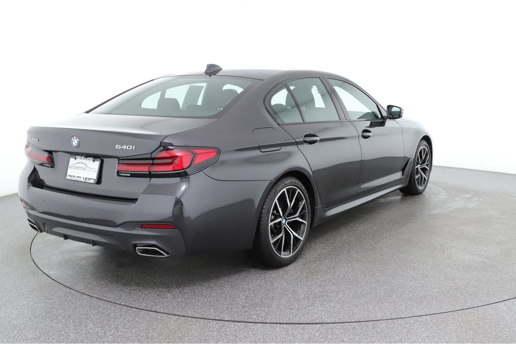 2021 BMW 5 Series 540i XDrive W M Sport Luxury Seating Convenience 2021-bmw-5-series-540i-xdrive-w-m-sport-luxury-seating-convenience