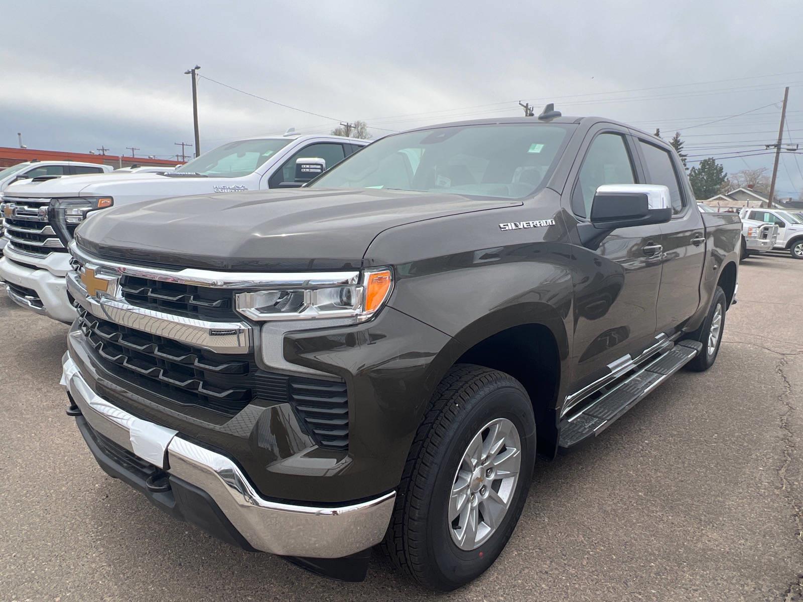 New 2023 Chevrolet Silverado 1500 LT Crew Cab in Fort Lupton C0071