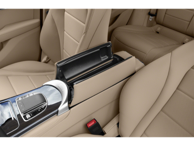 New 2022 High Tech Silver Met Mercedes-Benz GLC300 image 11