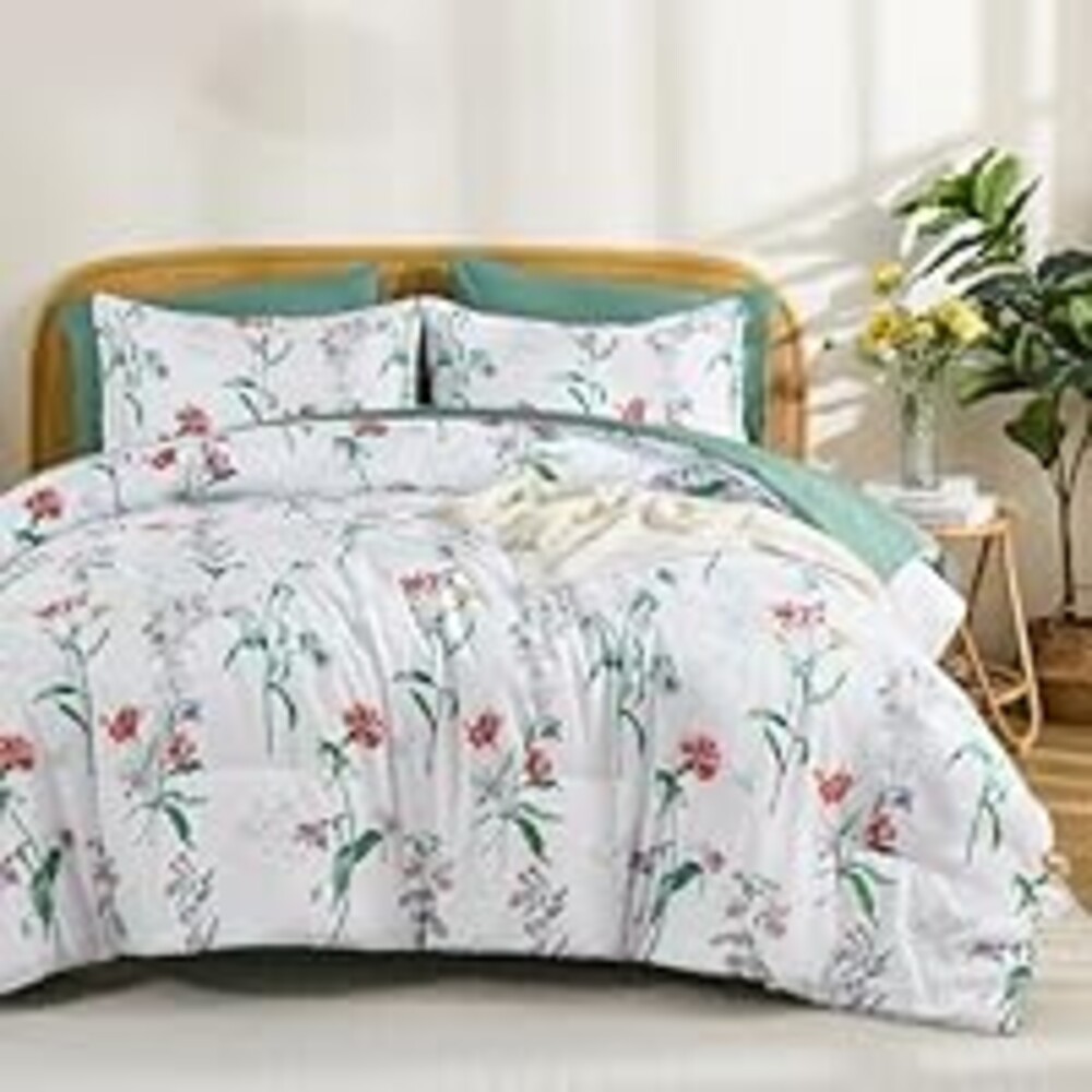 Drucon Comforter Set Queen Size, 7 Pieces White Green Floral Botanical Comforter Sets, Reversible Bed in a Bag Soft Lightweight Microfiber Bedding Sets for All Seasons (90"x90")