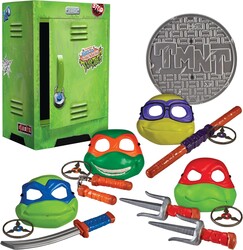 Teenage Mutant Ninja Turtles Roleplay Locker by Playmates Toys - Amazon Exclusive
