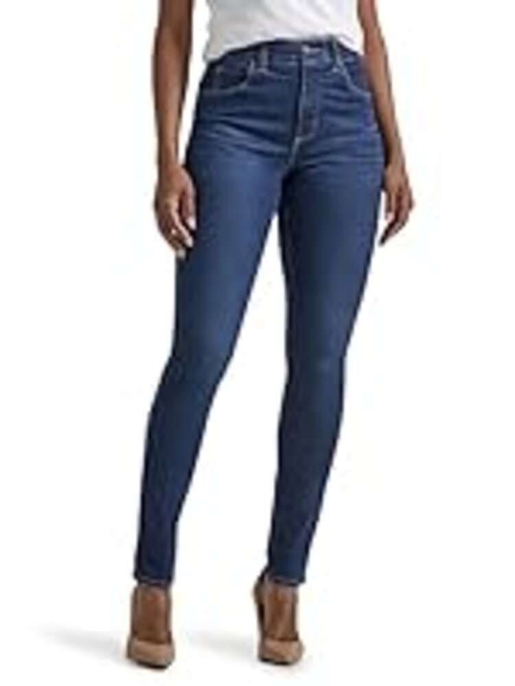 Lee Women's Ultra Lux Comfort with Flex Motion Skinny Leg Jean with Ever Fit Deepest Dark 6 Short