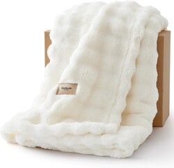 Bedsure 3D Fleece Bubble Blanket for Couch - GentleSoft White Spring Throw Blanket for Sofa Bed Room Decor - Luxury Soft Cozy Blanket Gifts for Kids, Lightweight, Off White, 50"×60"