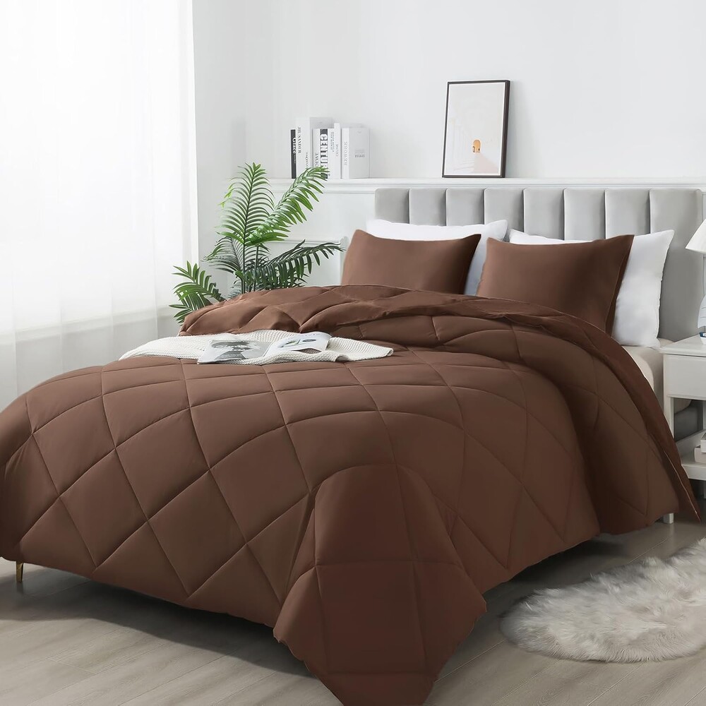 3-Piece Queen Comforter Set,All-Season,Soft & Hypoallergenic &Breathable Bedding,Polyester Quilted,Down Alternative(Comforter*1 & Pillowcases*2),Chocolate