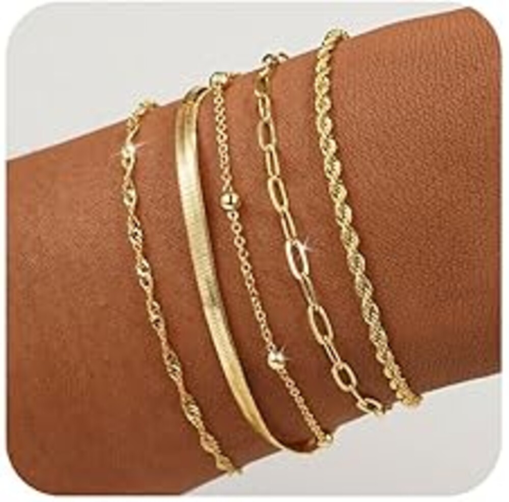 BERISO Gold Bracelets for Women, Elegant Adjustable 14K Gold Plated Bracelet for Women, Trendy Minimalist Dainty Gold Bracelet for Everyday Wear
