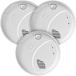 First Alert Combination Smoke & Carbon Monoxide Alarm, Interconnect Hardwire Detector with Battery Backup and Voice & Location Alerts, SMCO100V-AC, 3-Pack